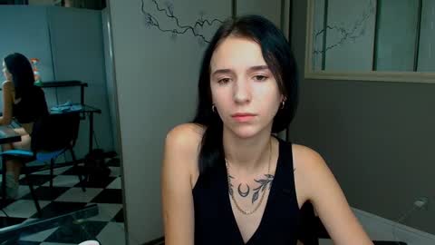 Karolina online show from December 2024 04:29:02 PM