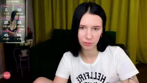 Karolina online show from April 2026 06:02:02 AM