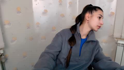 Karolina online show from February 2025 06:54:01 AM