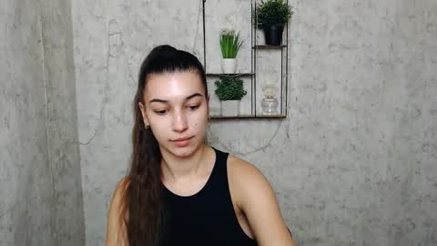 Karolina online show from February 2025 11:41:02 AM