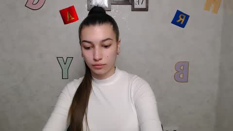 Karolina online show from March 2025 07:04:02 AM