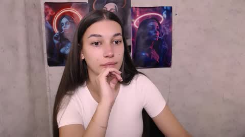 Karolina online show from September 2025 05:20:01 AM