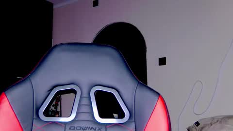 karoline121 online show from October 2025 08:29:02 PM