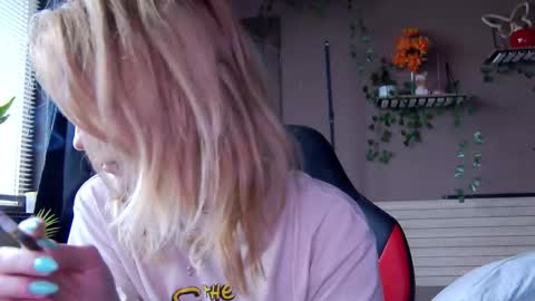 karoline121 online show from February 2026 07:01:01 AM