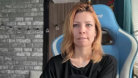 karoline121 online show from February 2026 06:58:02 AM