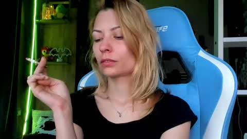 karoline121 online show from March 2026 04:49:02 AM