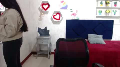 Isa online show from October 2025 05:26:02 AM