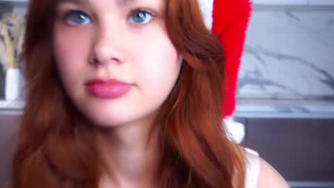 lina online show from December 2025 11:51:01 AM