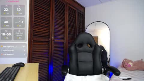 karol online show from January 2025 08:25:02 PM