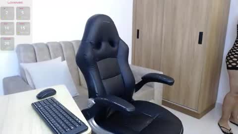 karol online show from July 2026 05:56:02 PM
