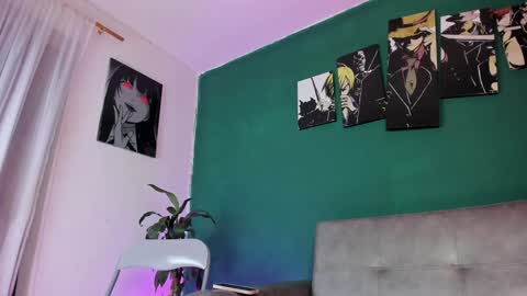 KarolSweet online show from December 2024 02:38:02 PM