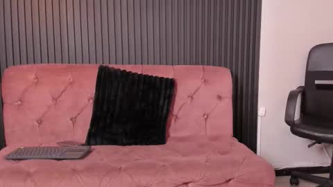 karolwest_ online show from January 2026 11:59:01 AM