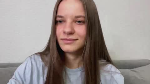 Lia online show from March 2026 04:19:01 PM