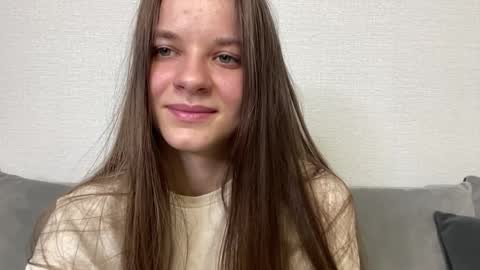 Lia online show from April 2026 04:04:02 PM