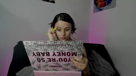 kassandra james online show from September 2025 07:30:01 PM