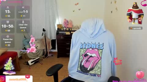 Kat       online show from December 2024 07:36:01 PM