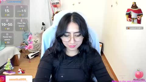 Kat       online show from December 2024 03:52:01 PM