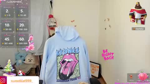 Kat       online show from December 2024 07:13:02 PM