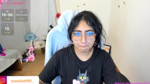 Kat       online show from February 2025 07:17:02 PM