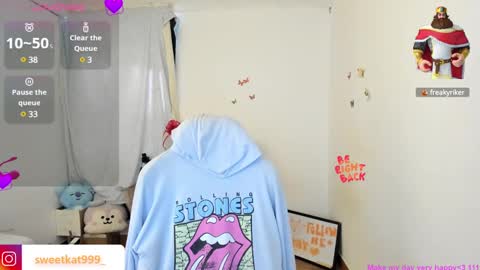 Kat       online show from March 2025 09:08:02 PM