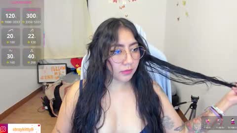 Kat       online show from October 2025 02:26:02 PM