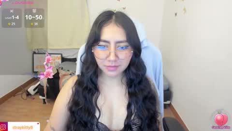 Kat       online show from October 2025 10:38:02 AM