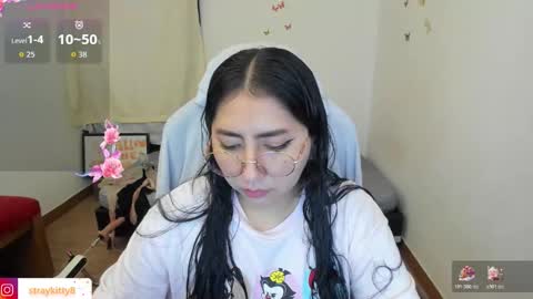 Kat       online show from November 2025 04:49:01 PM