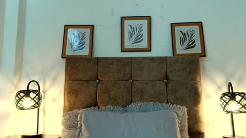 Snapshot of kat_paradisse chatting on June 2026 12:00:02 PM kat paradisse online show from June 2026 12:00:02 PM