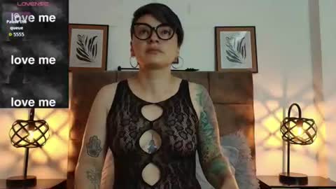 Snapshot of kat_paradisse chatting on June 2026 12:30:01 PM kat paradisse online show from June 2026 12:30:01 PM