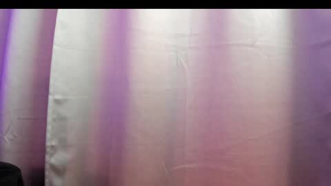 Snapshot of kata_devis chatting on May 2026 07:33:01 PM INDEPENDENT MODEL online show from May 2026 07:33:01 PM
