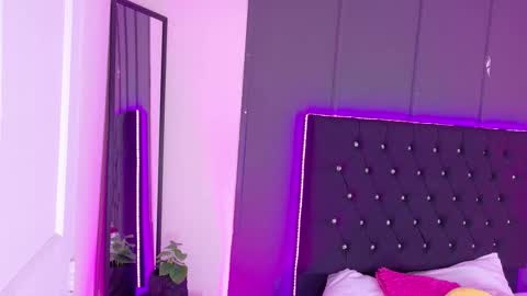 kataaleya__12 online show from November 2025 11:55:02 AM