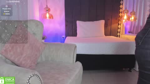 Kat online show from December 2024 11:59:01 AM