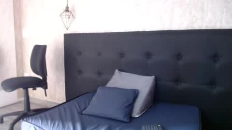 Katalina online show from November 2025 01:09:02 PM