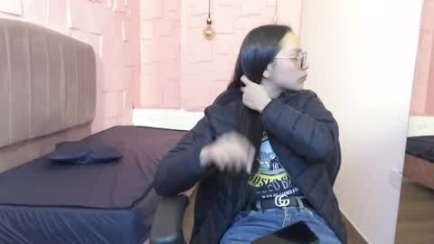 Snapshot of katalina07 chatting on December 2025 12:36:02 PM Katalina online show from December 2025 12:36:02 PM