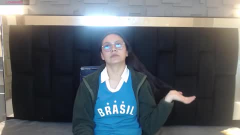 Snapshot of katalina07 chatting on December 2025 01:05:01 PM Katalina online show from December 2025 01:05:01 PM