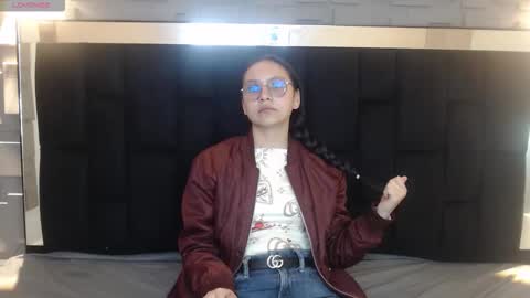 Snapshot of katalina07 chatting on December 2025 01:17:01 PM Katalina online show from December 2025 01:17:01 PM