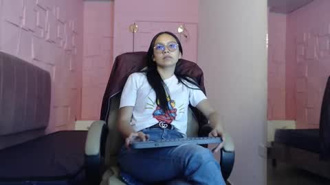 Katalina online show from March 2026 08:09:01 PM