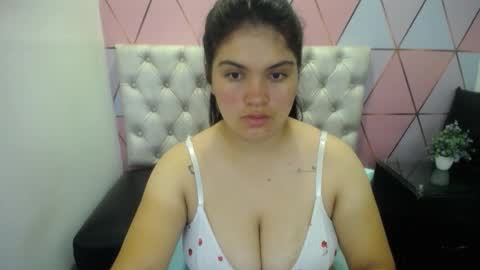 katalina santana25 online show from September 2025 07:46:02 PM