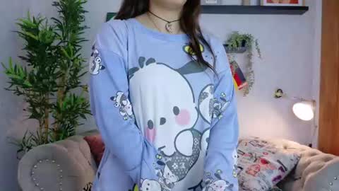 Snapshot of katalinalee_ chatting on June 2026 12:07:02 PM katalinalee_ online show from June 2026 12:07:02 PM