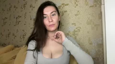 KatalinaQE online show from May 2026 06:22:01 AM