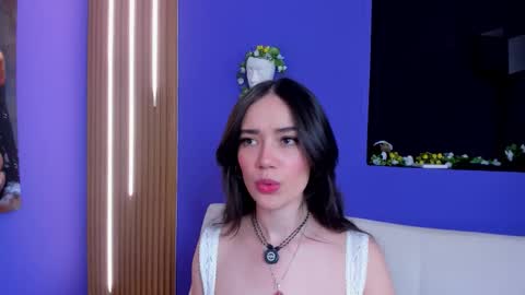 Snapshot of kate_amaretto chatting on September 2025 08:54:02 PM Kate online show from September 2025 08:54:02 PM