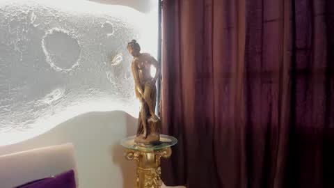 Snapshot of kate_amaretto chatting on November 2025 09:31:01 PM Kate online show from November 2025 09:31:01 PM