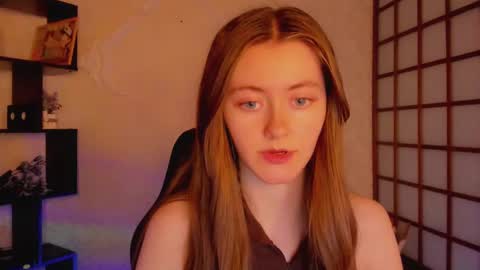 Kate online show from March 2025 05:32:01 AM