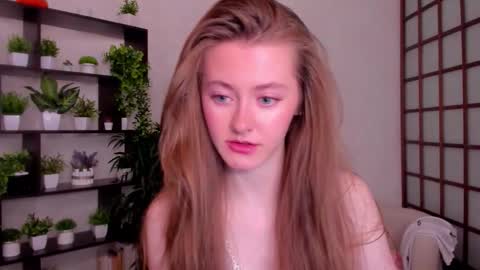 Kate online show from October 2025 02:51:02 AM