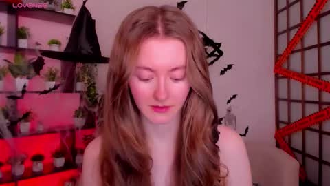 Kate online show from October 2025 02:48:02 AM