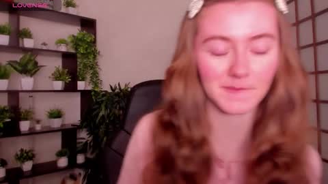 Kate online show from December 2025 02:41:02 AM