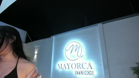 Snapshot of kate_michaels_ chatting on May 2026 03:12:01 AM Kate online show from May 2026 03:12:01 AM