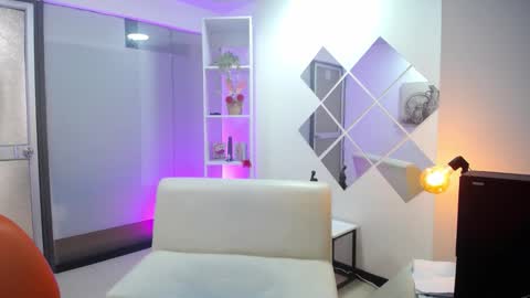 Kate  online show from March 2025 07:50:02 PM