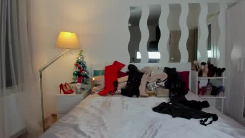 kate_redgar online show from January 2025 03:12:02 PM