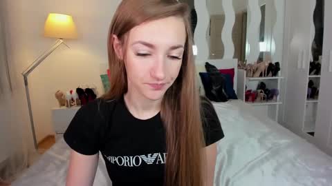 kate_redgar online show from February 2025 03:18:01 PM